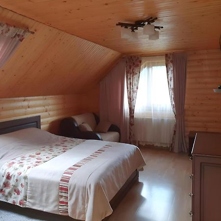 Chalet 888 Cottages Palyanytsya Extérieur photo