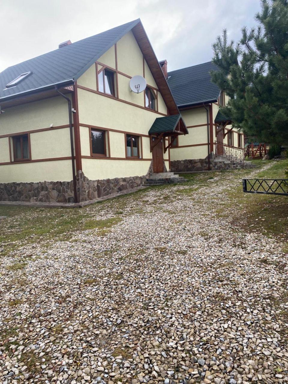 Chalet 888 Cottages Palyanytsya Extérieur photo